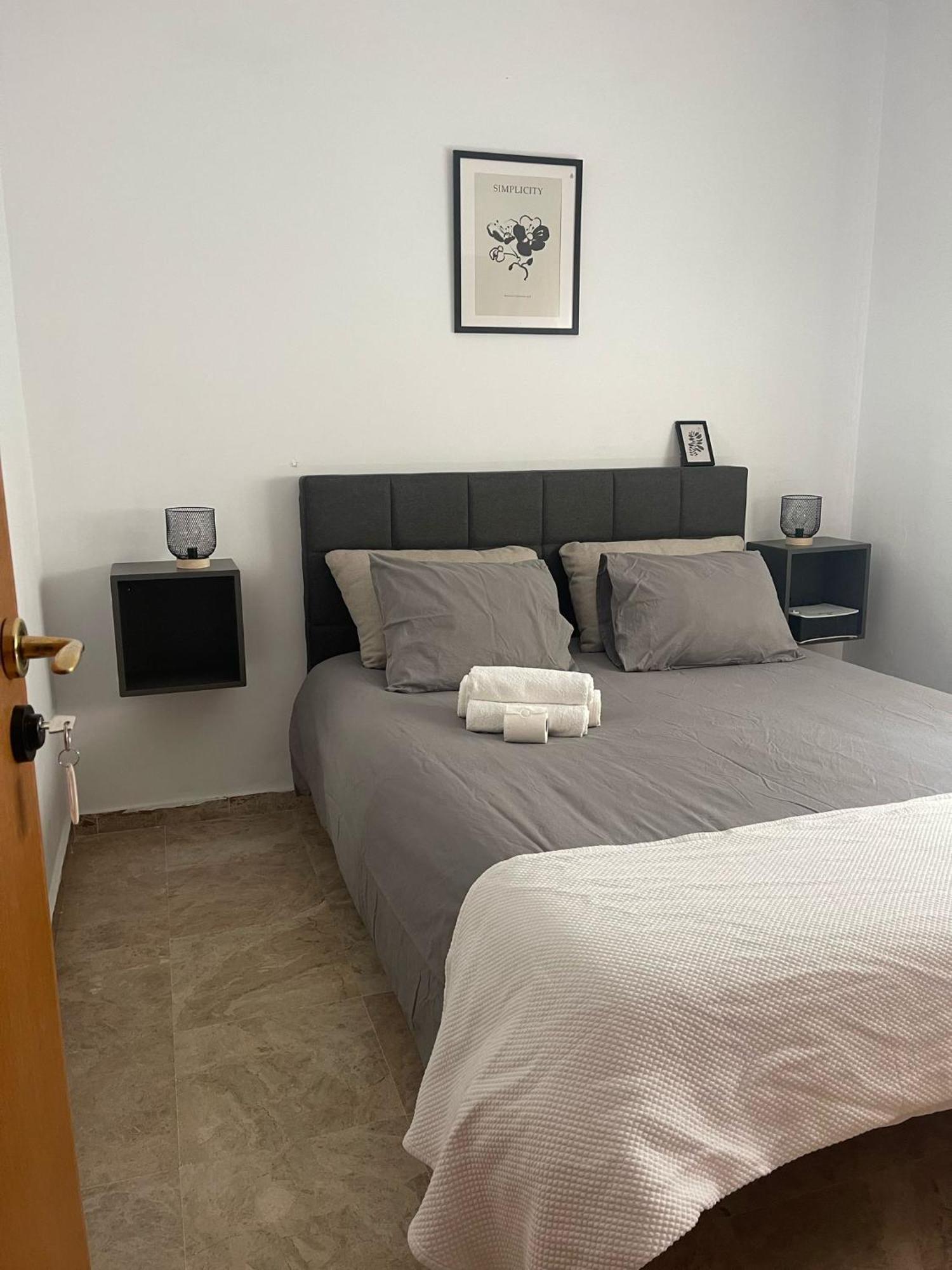 梅里那德奥拉菲 Astral-Habitacion Doble Privada En Casa Compartida-Uebica2酒店 外观 照片