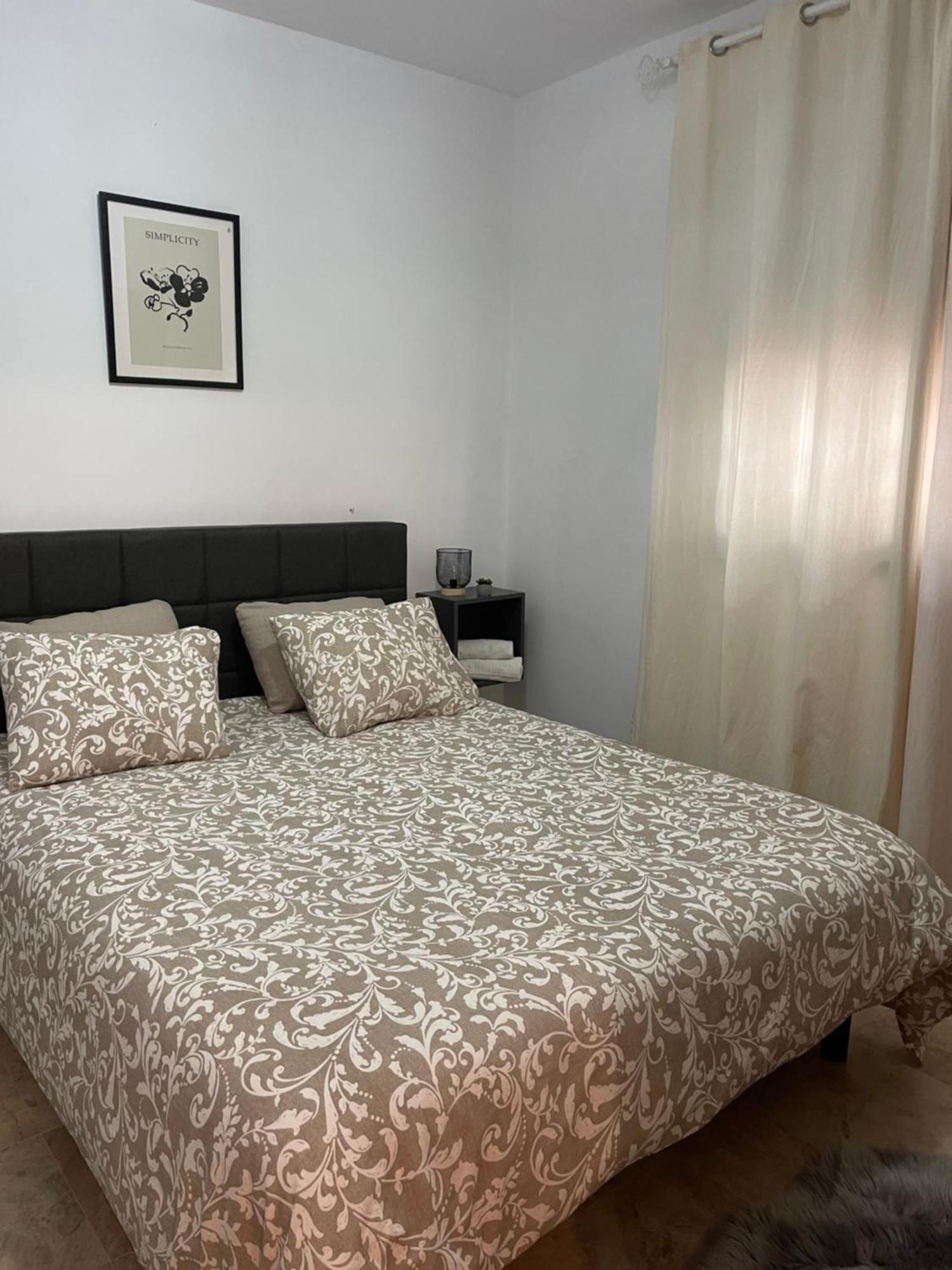 梅里那德奥拉菲 Astral-Habitacion Doble Privada En Casa Compartida-Uebica2酒店 外观 照片